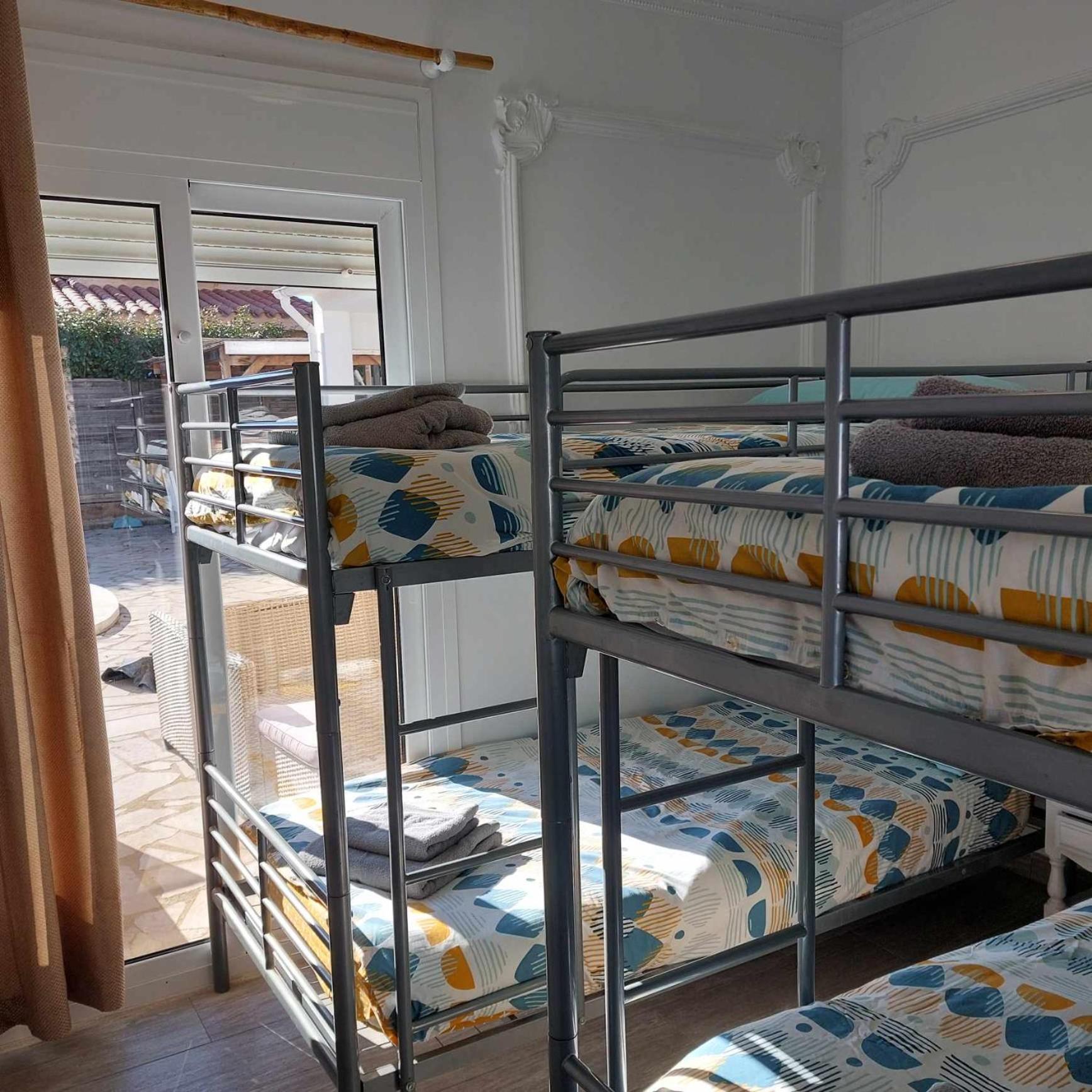 Villa Voor 8 Personen Met Zwembad Calafat Eksteriør bilde