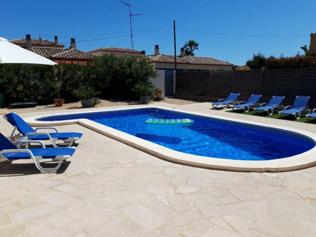 Villa Voor 8 Personen Met Zwembad Calafat Eksteriør bilde